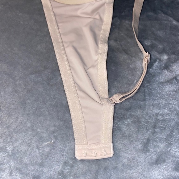 PINK Victorias Secret TShirt Bra 44C Beige Full Cover Underwire Adjustable Strap - Picture 4 of 9